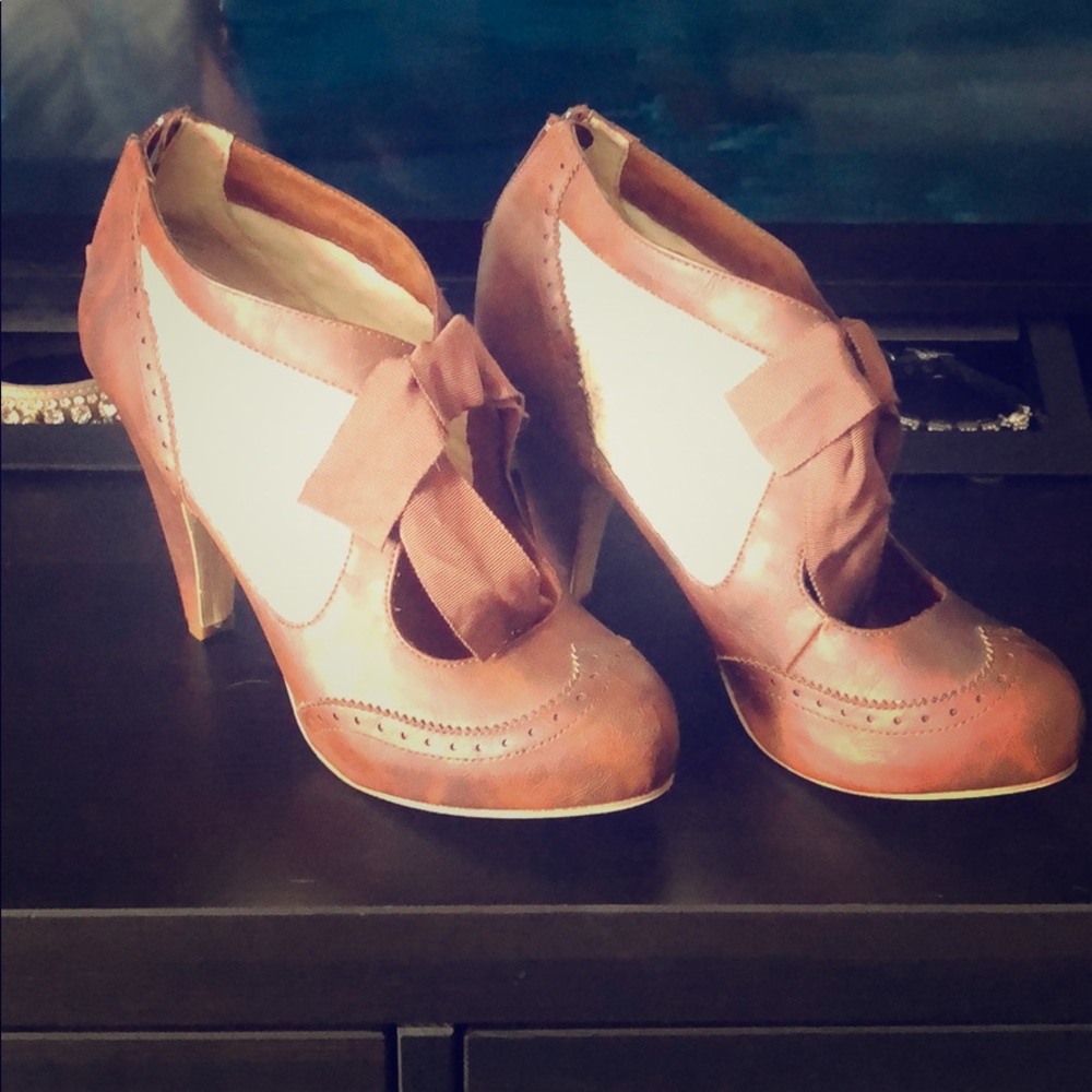 Not Rated Vintage Pumps